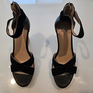 Charles by Charles David Black Wedge Sandals – Size 8M